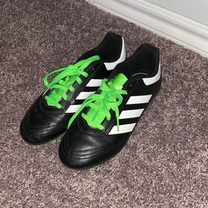 Boys Adidas soccer cleats + Umbro socks